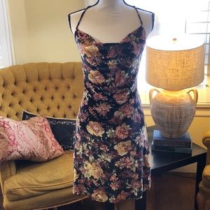 Sexy devour velvet dress w open tie back SOLD